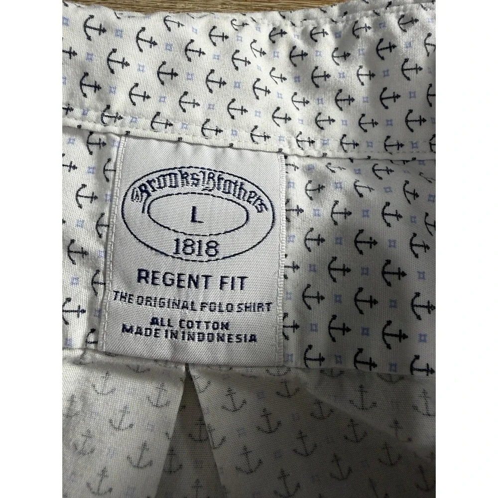Brooks Brothers Regent Fit Button Down Featuring Micro Print Anchors Size Large